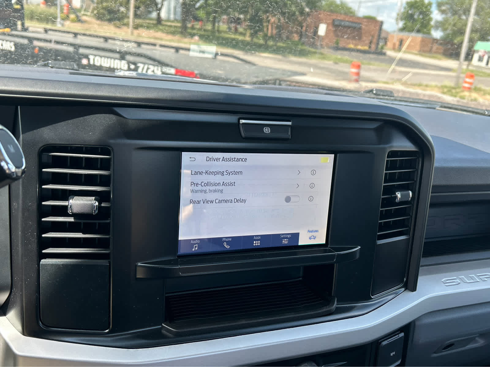 New 2025 Ford F550 4x4 Regular Cab Super Duty image 23