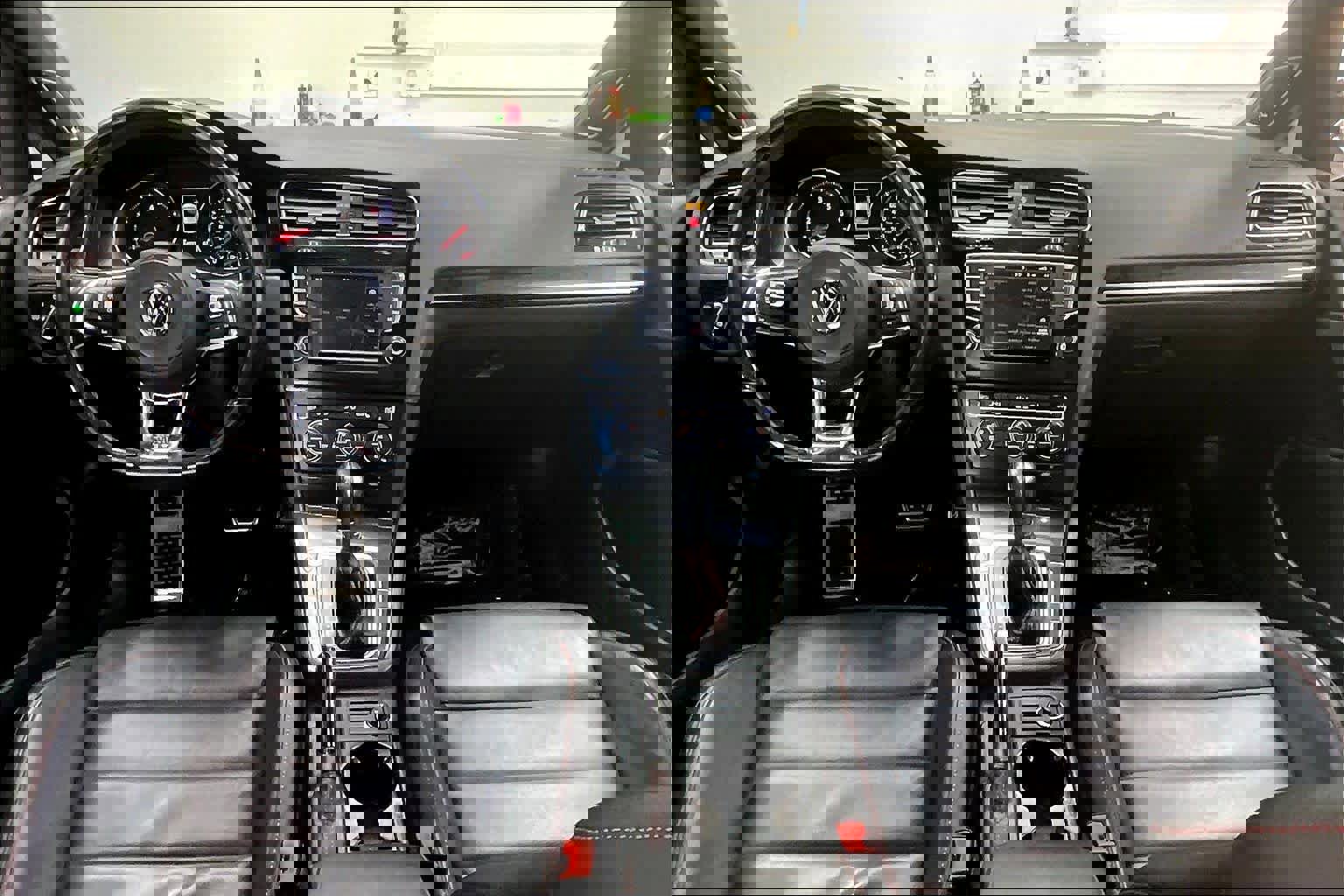 Used 2017 Volkswagen GTI Autobahn image 16