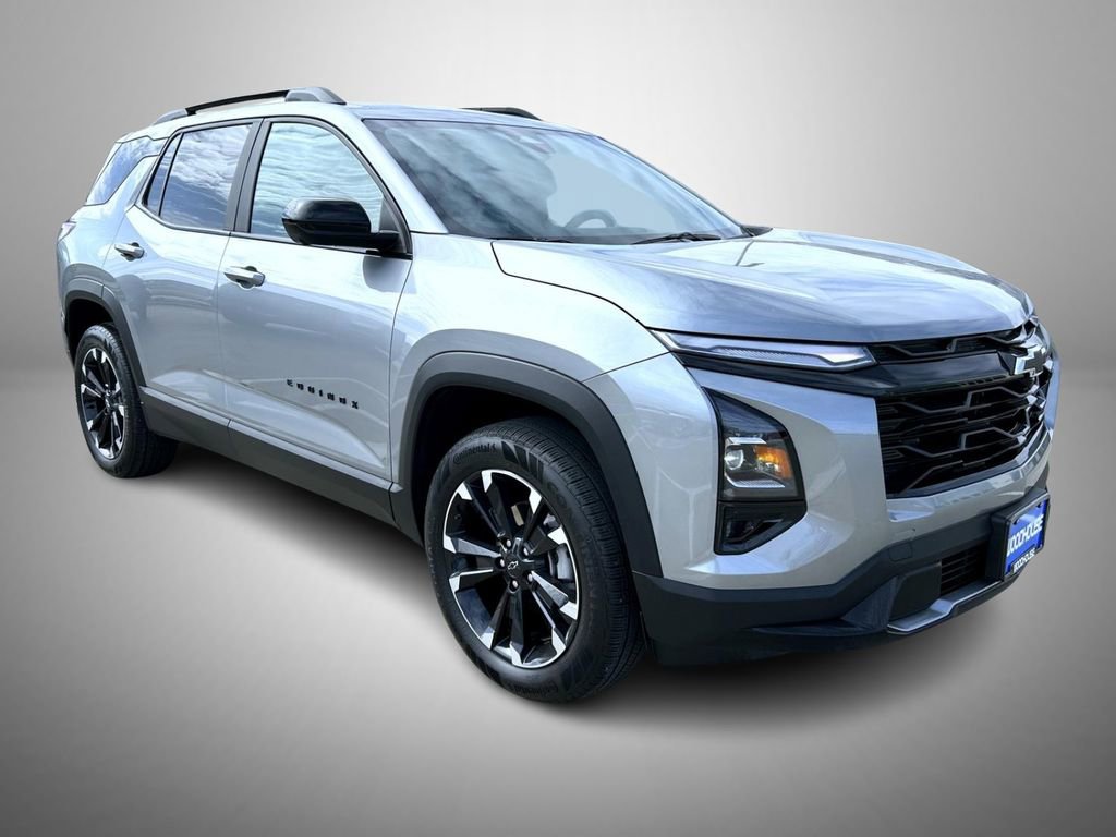 Used 2025 Chevrolet Equinox RS w/ Safety and Technology Package image 3