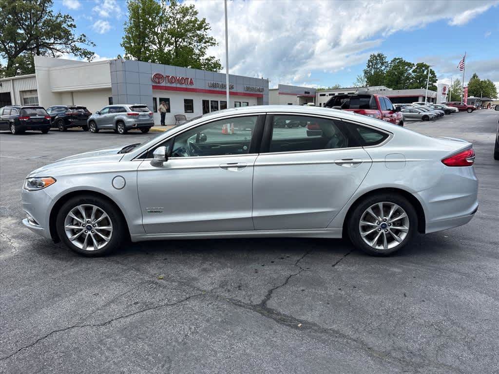 Used 2017 Ford Fusion Energi SE FWD image 26