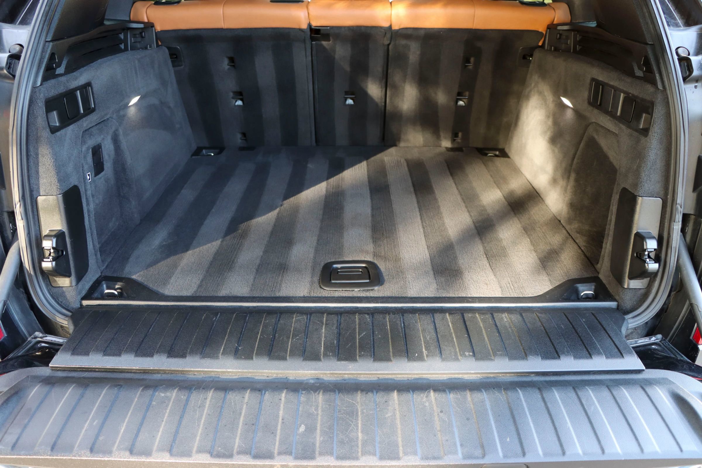 Used 2019 BMW X5 xDrive50i w/ M Sport Package image 24