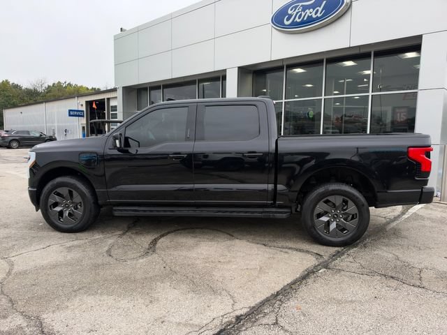 Used 2024 Ford F150 Lightning Lariat AWD/4WD image 4