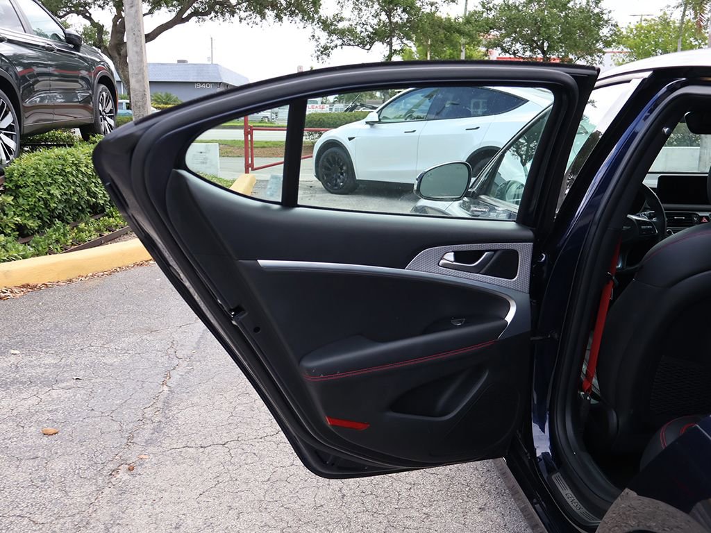 Used 2023 Genesis G70 3.3T w/ Sport Advanced Package RWD image 26