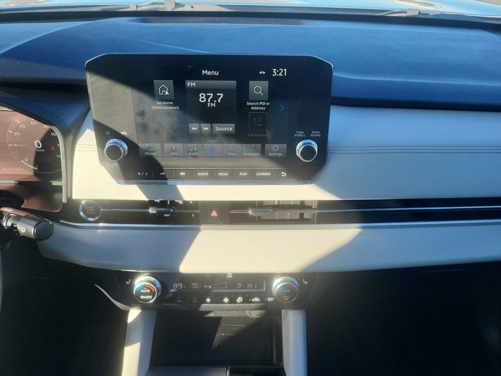 Used 2023 Mitsubishi Outlander SEL image 19