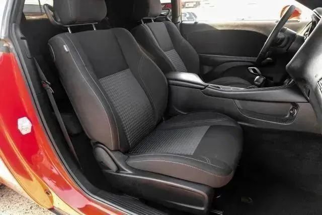 Used 2021 Dodge Challenger SXT w/ Blacktop Package image 33