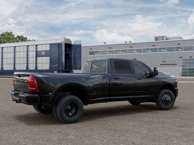 New 2026 RAM 3500 Laramie AWD/4WD image 5