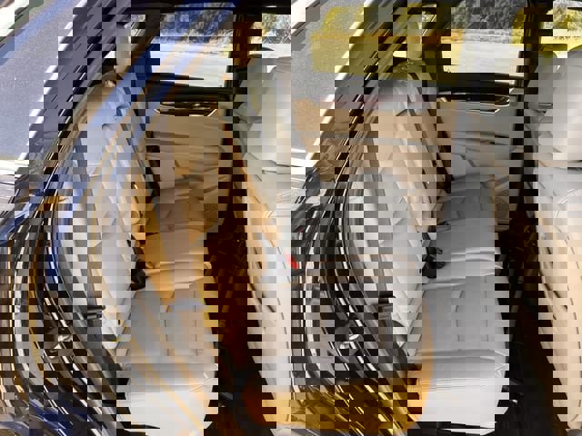 Used 2017 Cadillac XT5 Luxury w/ Driver Awareness Package image 30