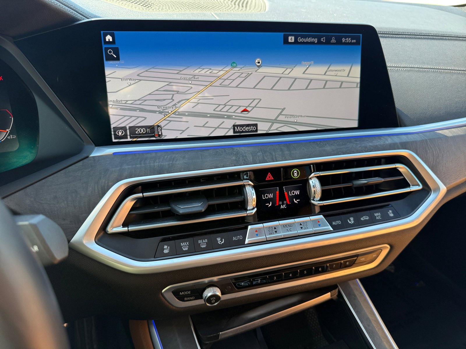 Used 2021 BMW X5 M50i AWD/4WD image 12