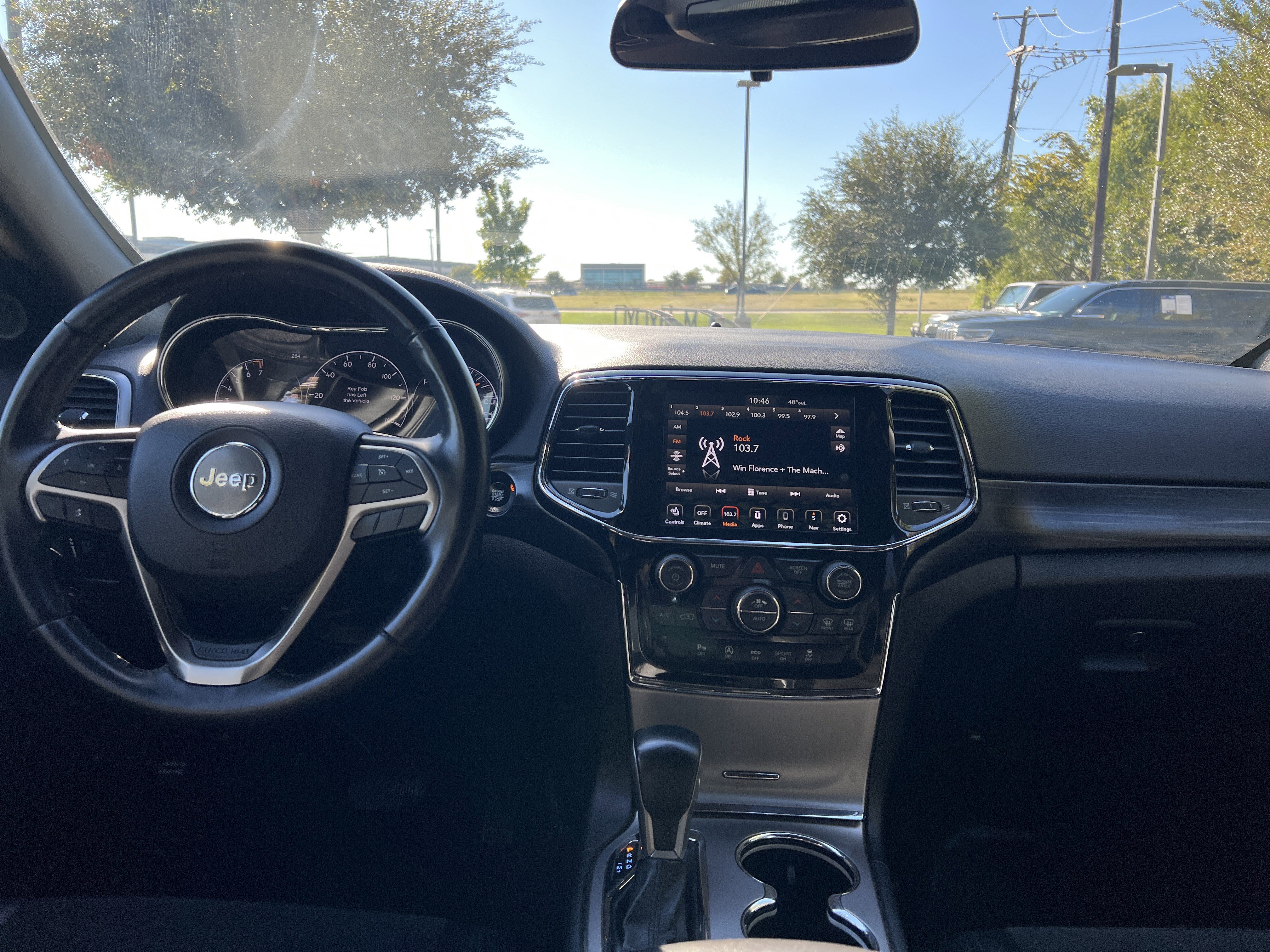 Used 2021 Jeep Grand Cherokee Laredo X image 27