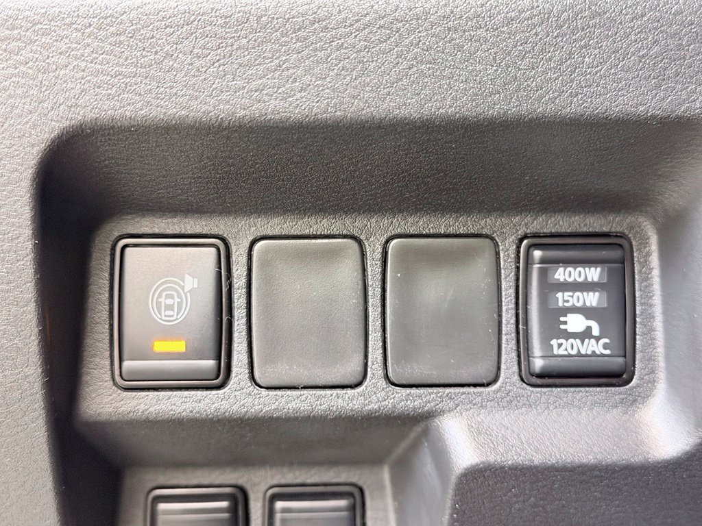 Used 2025 Nissan Frontier PRO-4X w/ Pro Convenience Package AWD/4WD image 45