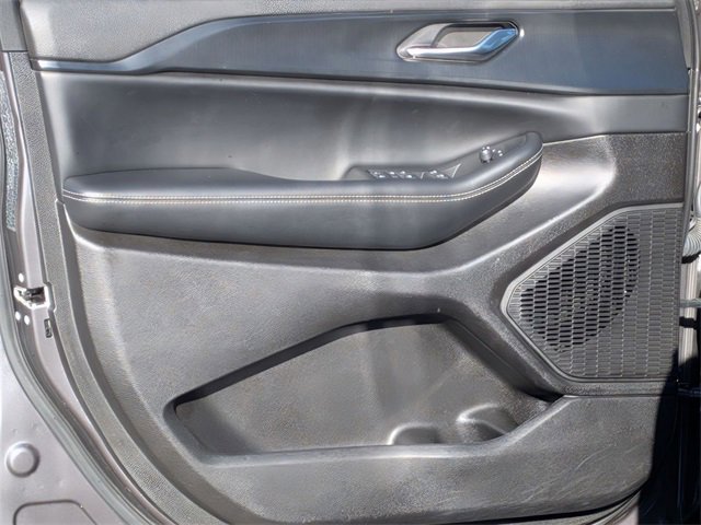 Certified 2023 Jeep Grand Cherokee L Laredo image 14