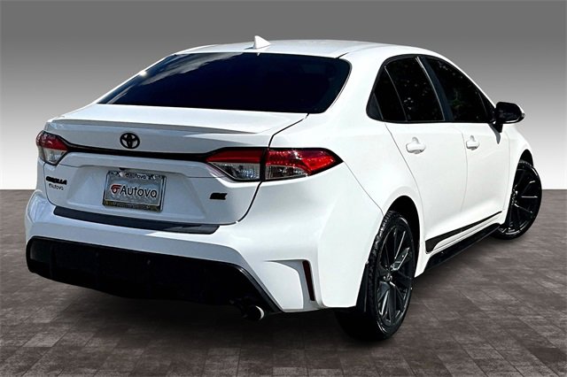 Used 2023 Toyota Corolla SE image 6