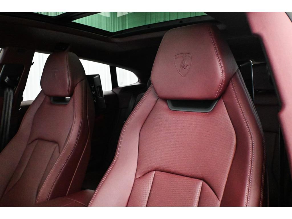 Used 2025 Lamborghini Urus SE image 58