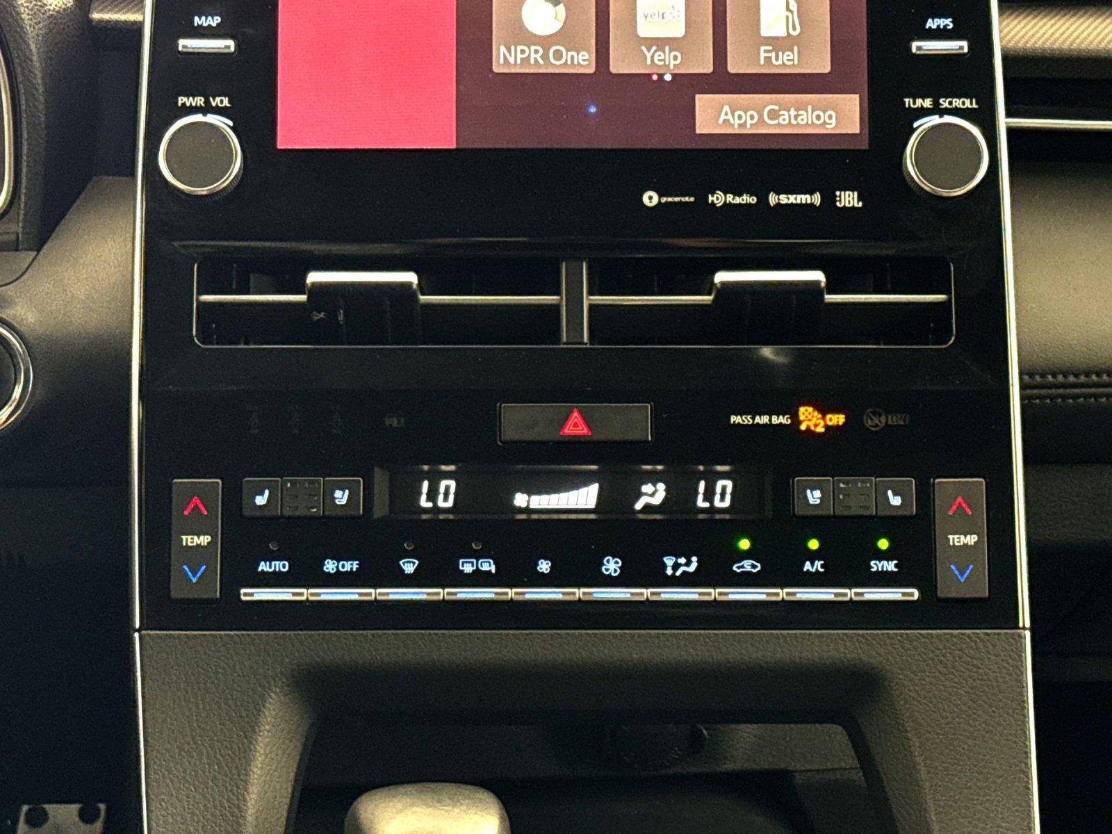 Used 2019 Toyota Avalon Touring w/ Advanced Safety Package FWD image 21