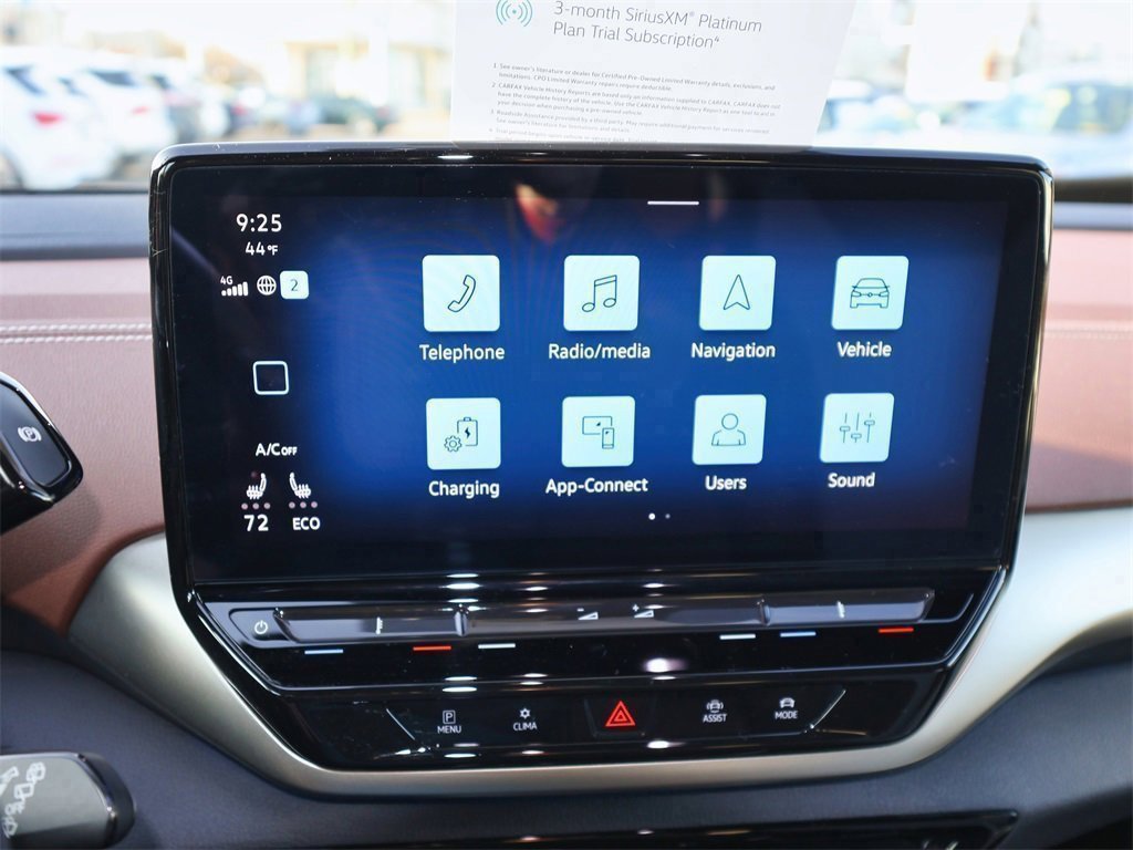 Certified 2024 Volkswagen ID.4 Standard image 19