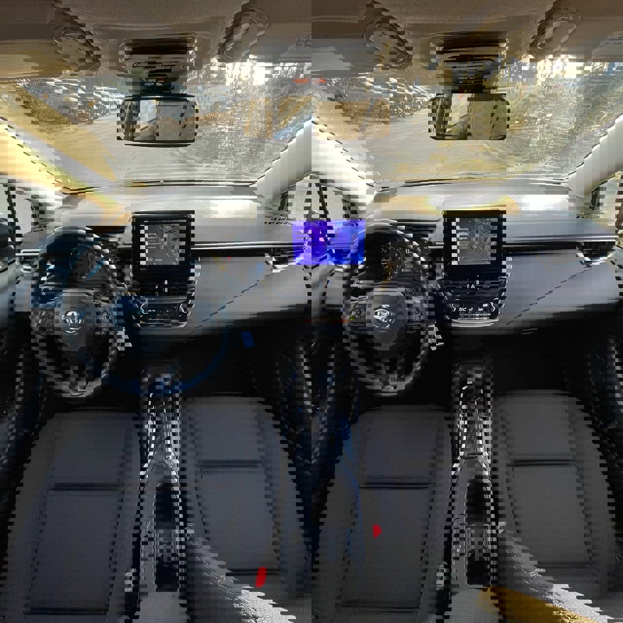 Used 2024 Toyota Corolla LE image 10