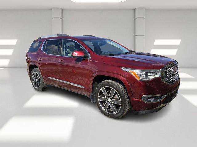 Used 2017 GMC Acadia Denali w/ Technology Package image 3