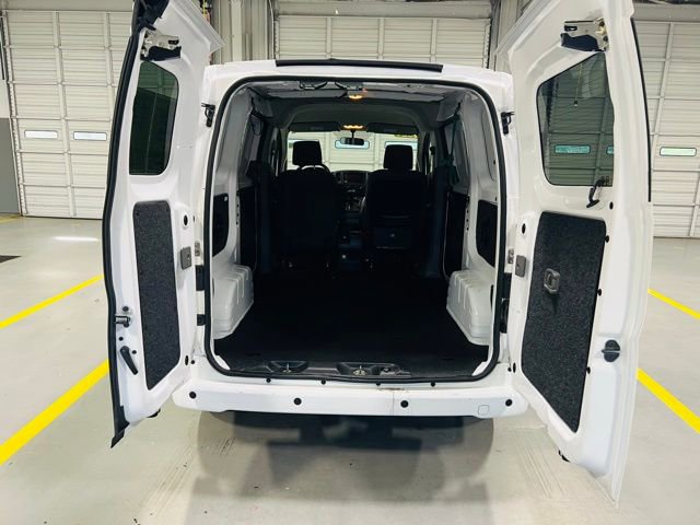 Used 2021 Nissan NV200 SV w/ Back Door Glass Package image 8