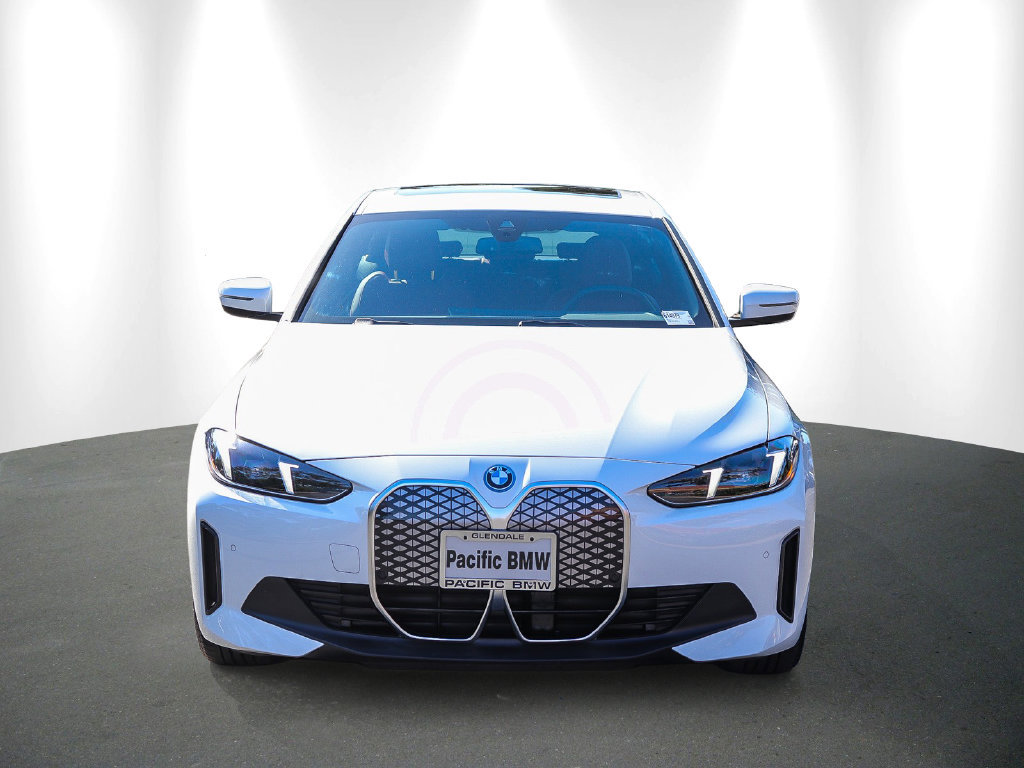 Certified 2025 BMW i4 xDrive40i AWD/4WD image 2