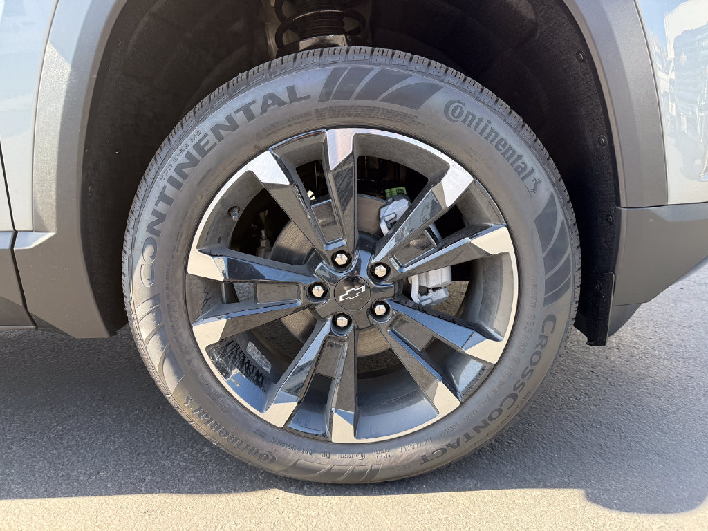 New 2027 Chevrolet Equinox RS FWD image 8