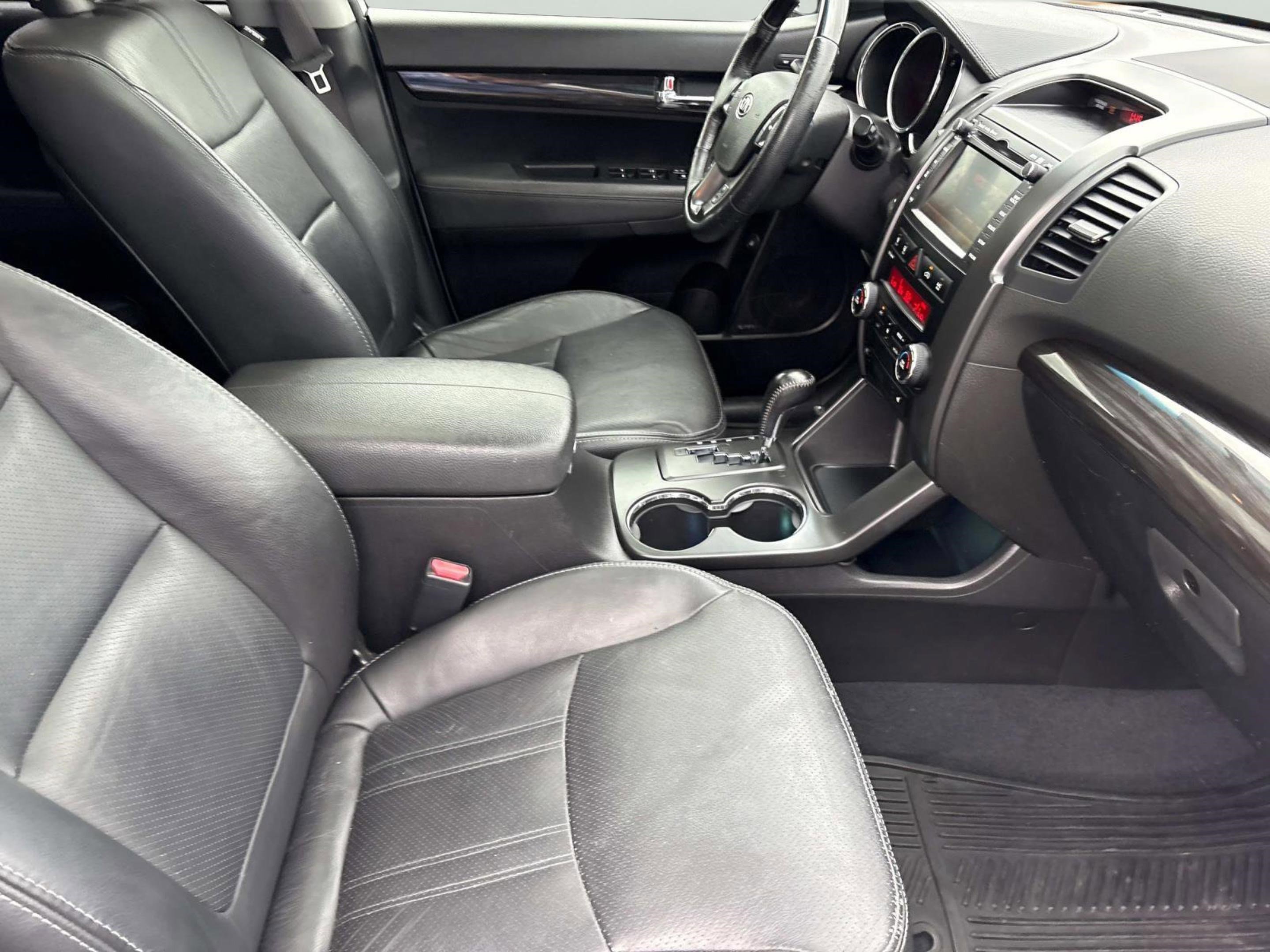 Used 2012 Kia Sorento SX w/ SX Premium Pkg AWD/4WD image 20