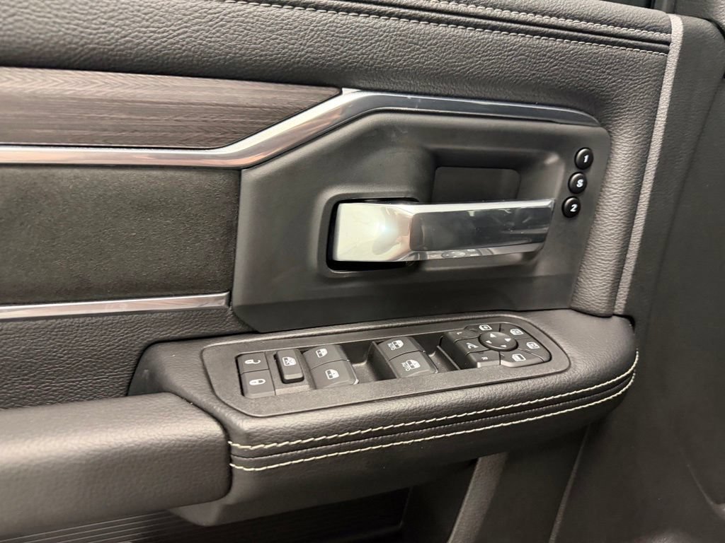 Used 2026 RAM 2500 Laramie w/ Sport Appearance Package AWD/4WD image 14