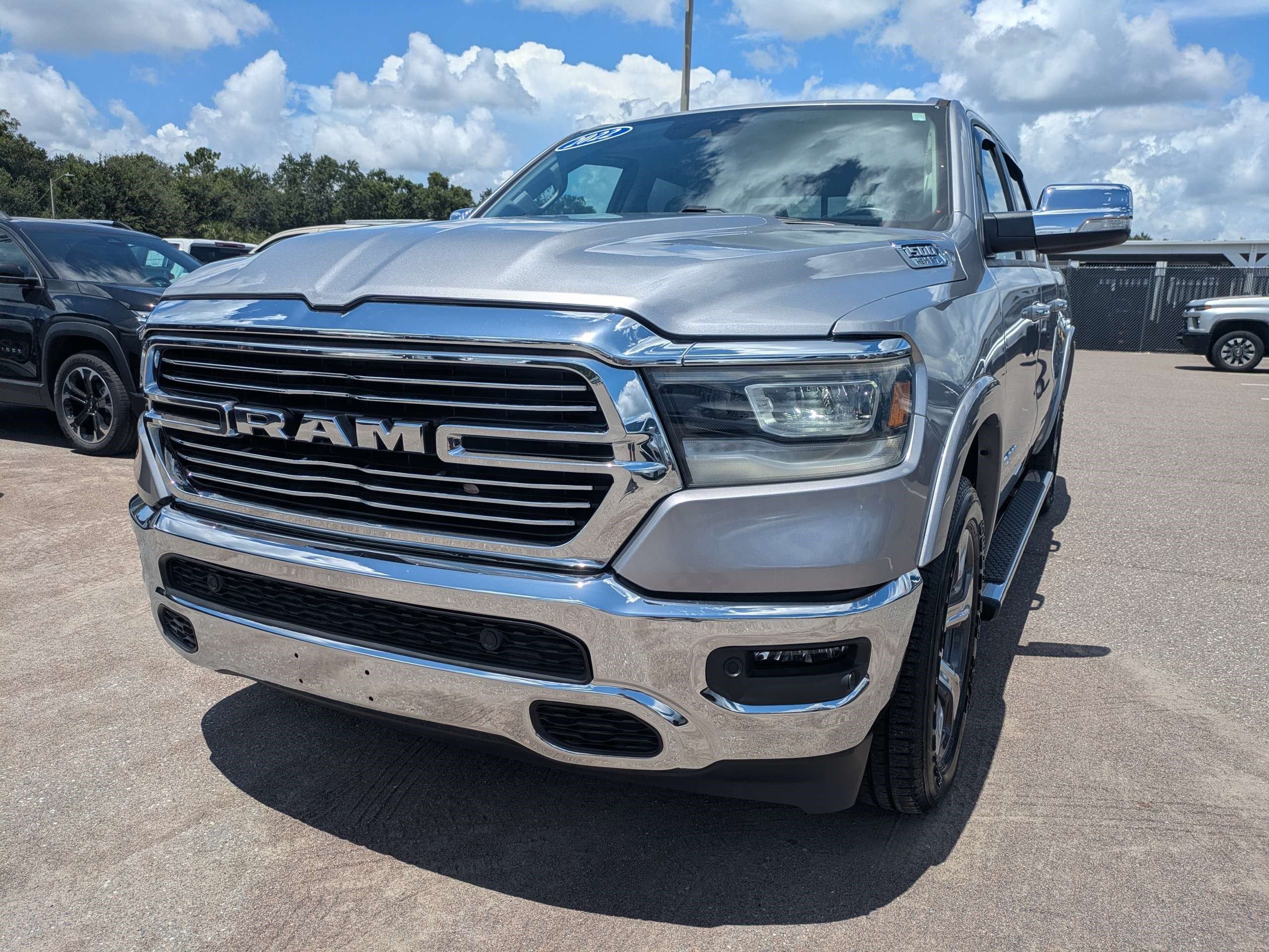 Used 2022 RAM 1500 Laramie AWD/4WD image 7