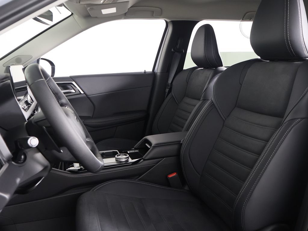 New 2026 Mitsubishi Outlander SE FWD image 28