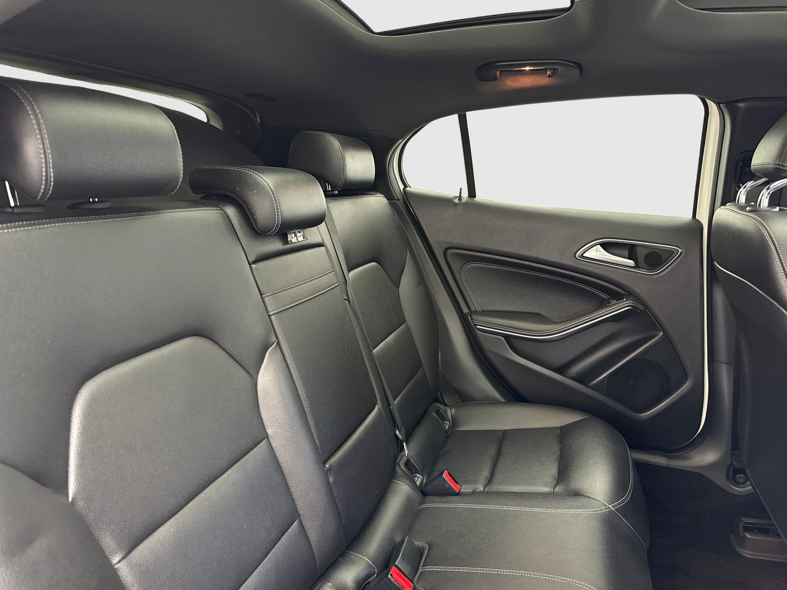 Used 2017 Mercedes-Benz GLA 250 image 43