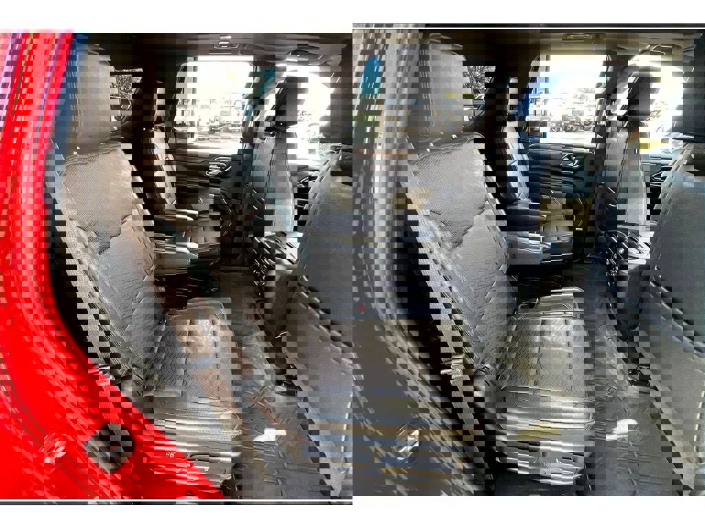 Used 2024 Chevrolet Tahoe High Country w/ Advanced Technology Package AWD/4WD image 29