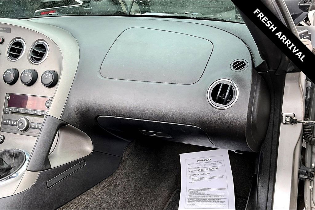 Used 2007 Pontiac Solstice Convertible image 20