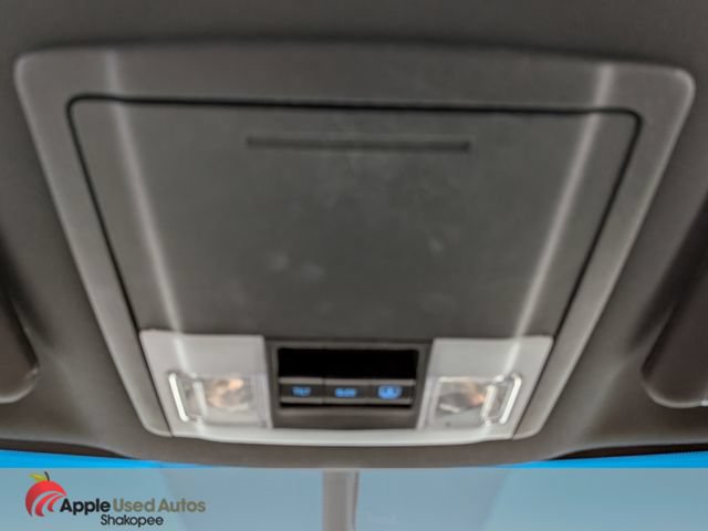 Used 2015 Ford Explorer XLT w/ Equipment Group 202A AWD/4WD image 28