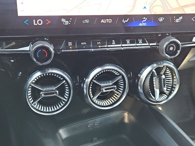 Used 2026 Chevrolet Blazer EV LT w/ Super Cruise Package FWD image 17