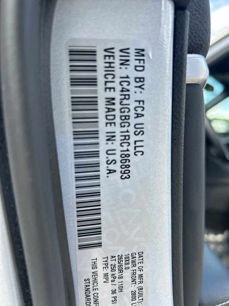 Certified 2024 Jeep Grand Cherokee Limited RWD image 49