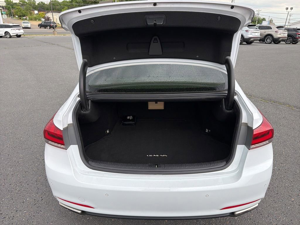 Used 2015 Hyundai Genesis 3.8 w/ Option Group 03 AWD/4WD image 15