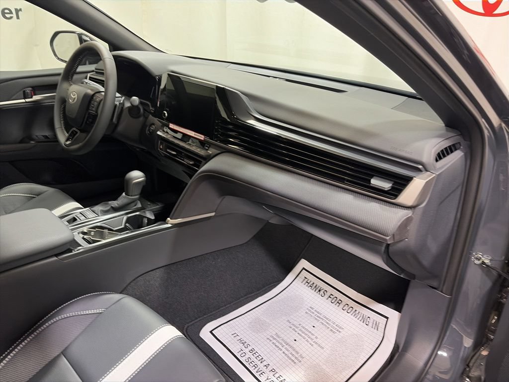 Used 2026 Toyota Camry SE FWD image 13