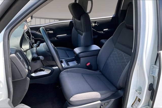 Used 2025 Nissan Frontier SV RWD image 21