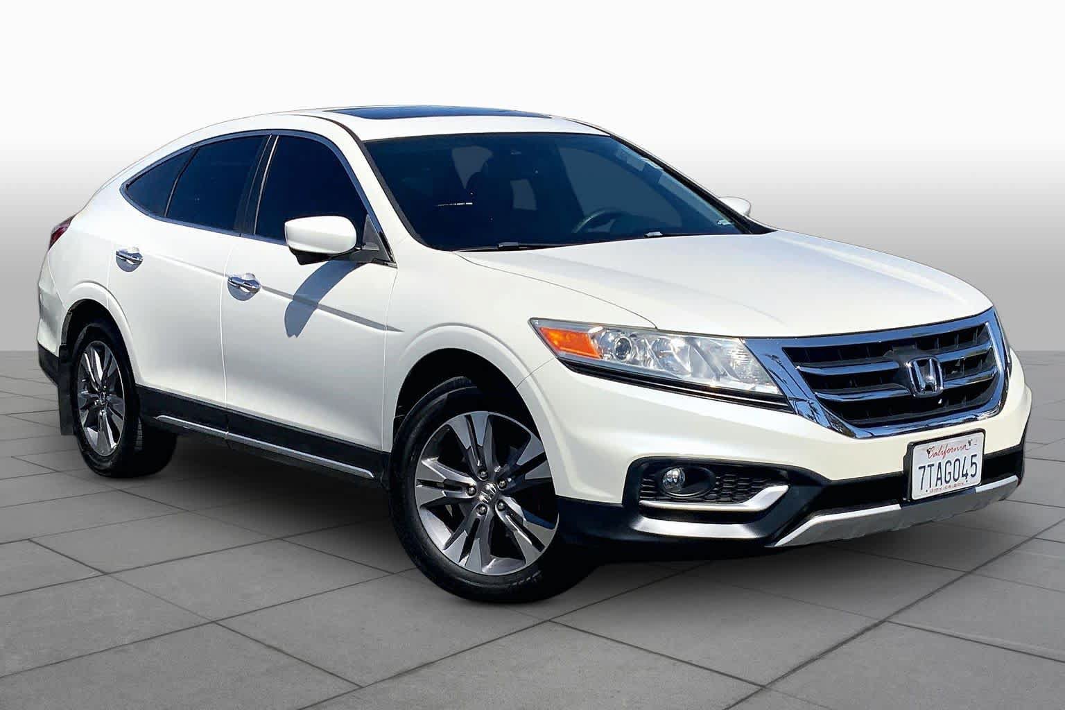 Used 2015 Honda Crosstour EX-L image 2