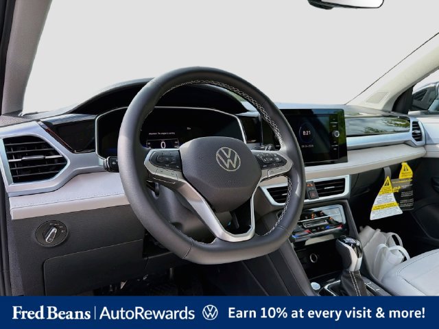 New 2026 Volkswagen Taos SE AWD/4WD image 7