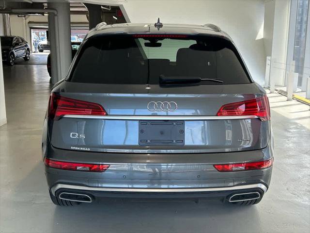 Certified 2025 Audi Q5 2.0T Premium Plus image 5