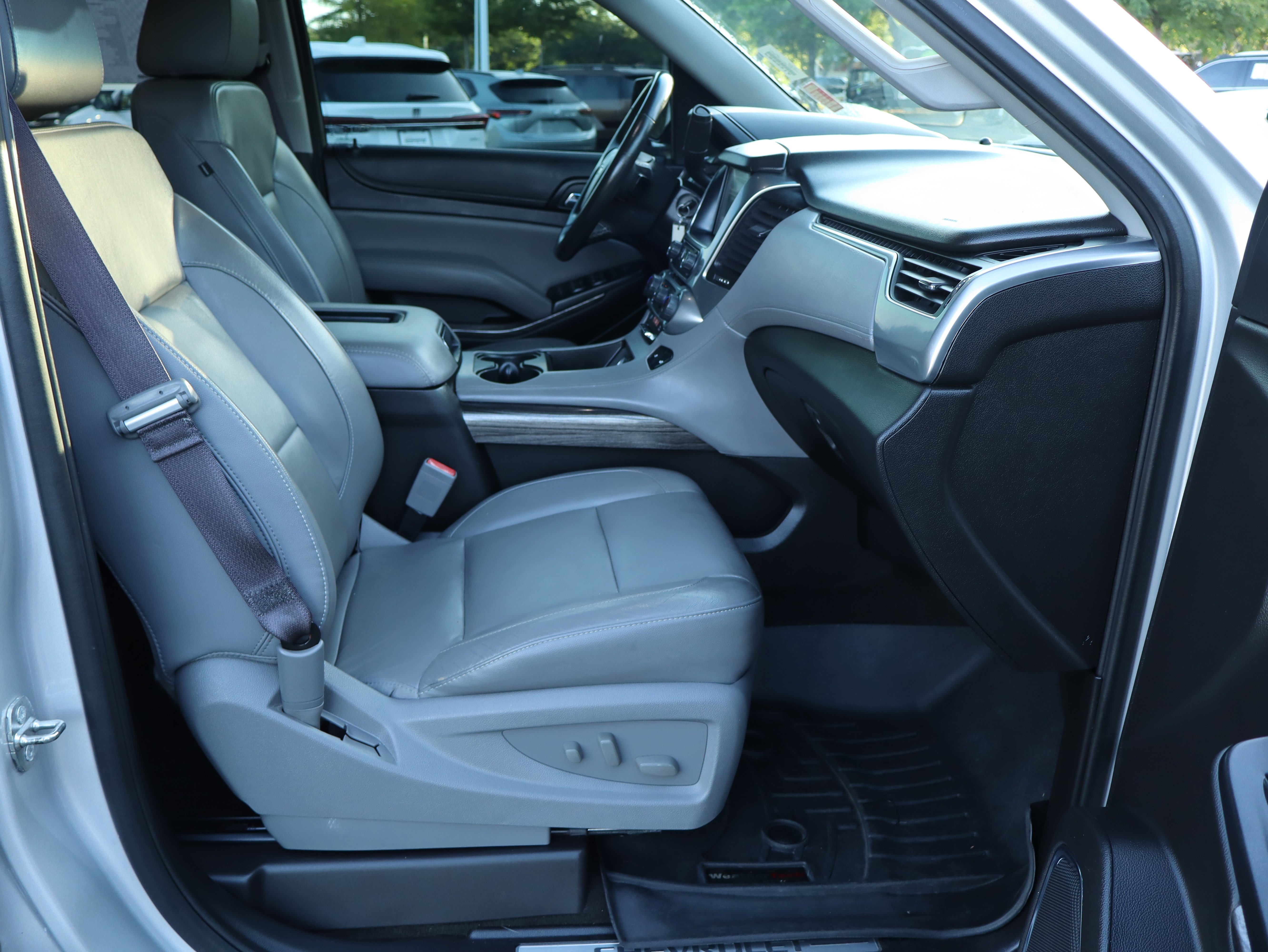 Used 2017 Chevrolet Tahoe LT RWD image 29