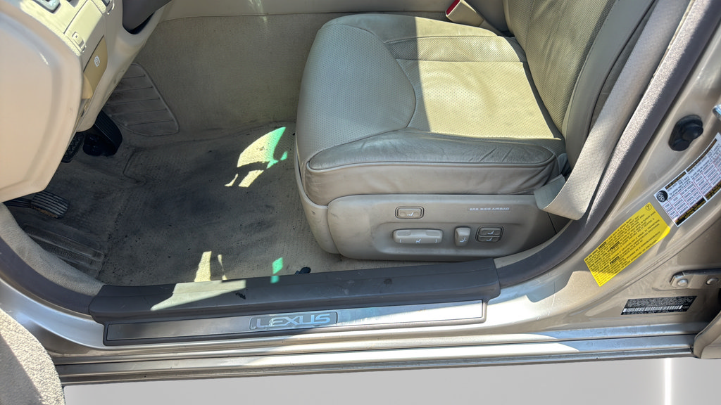 Used 2006 Lexus LS 430 RWD image 20