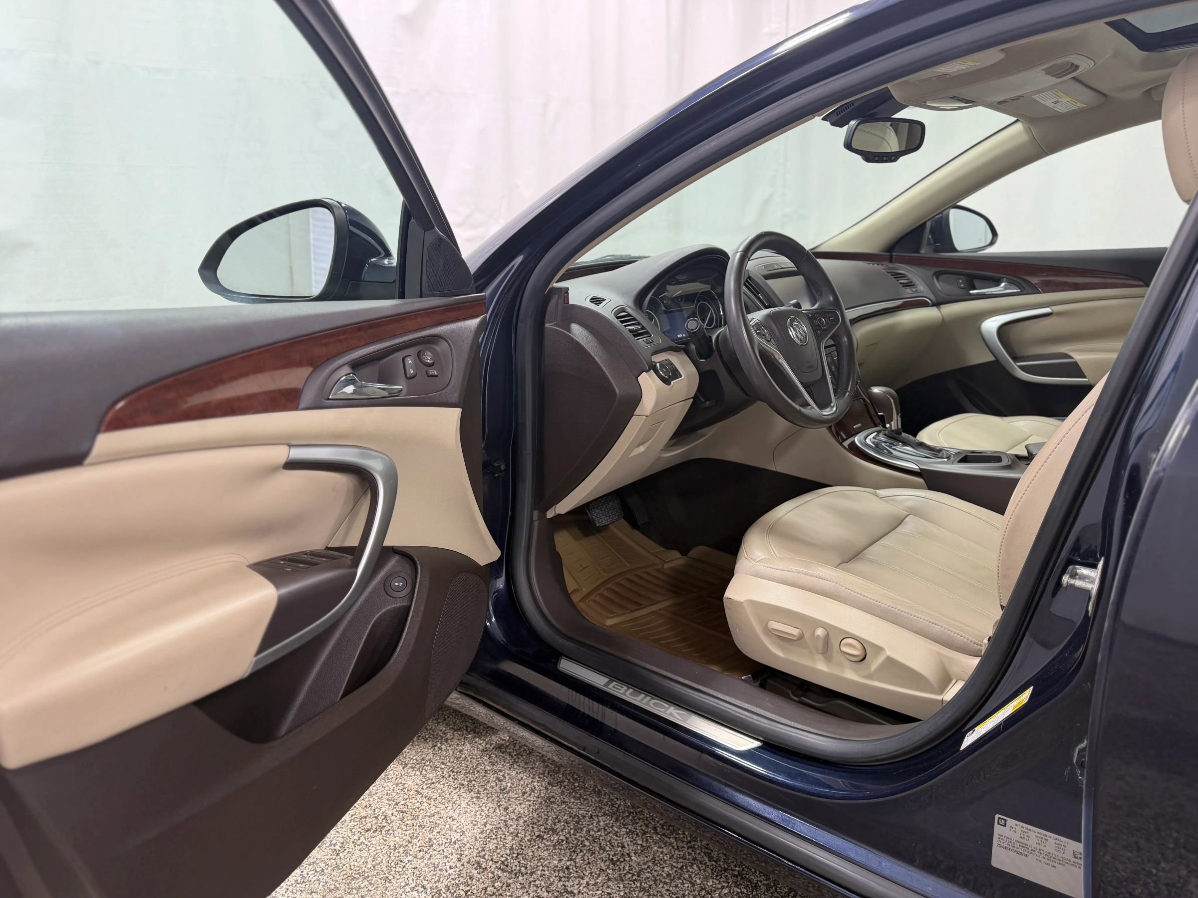 Used 2015 Buick Regal FWD image 10