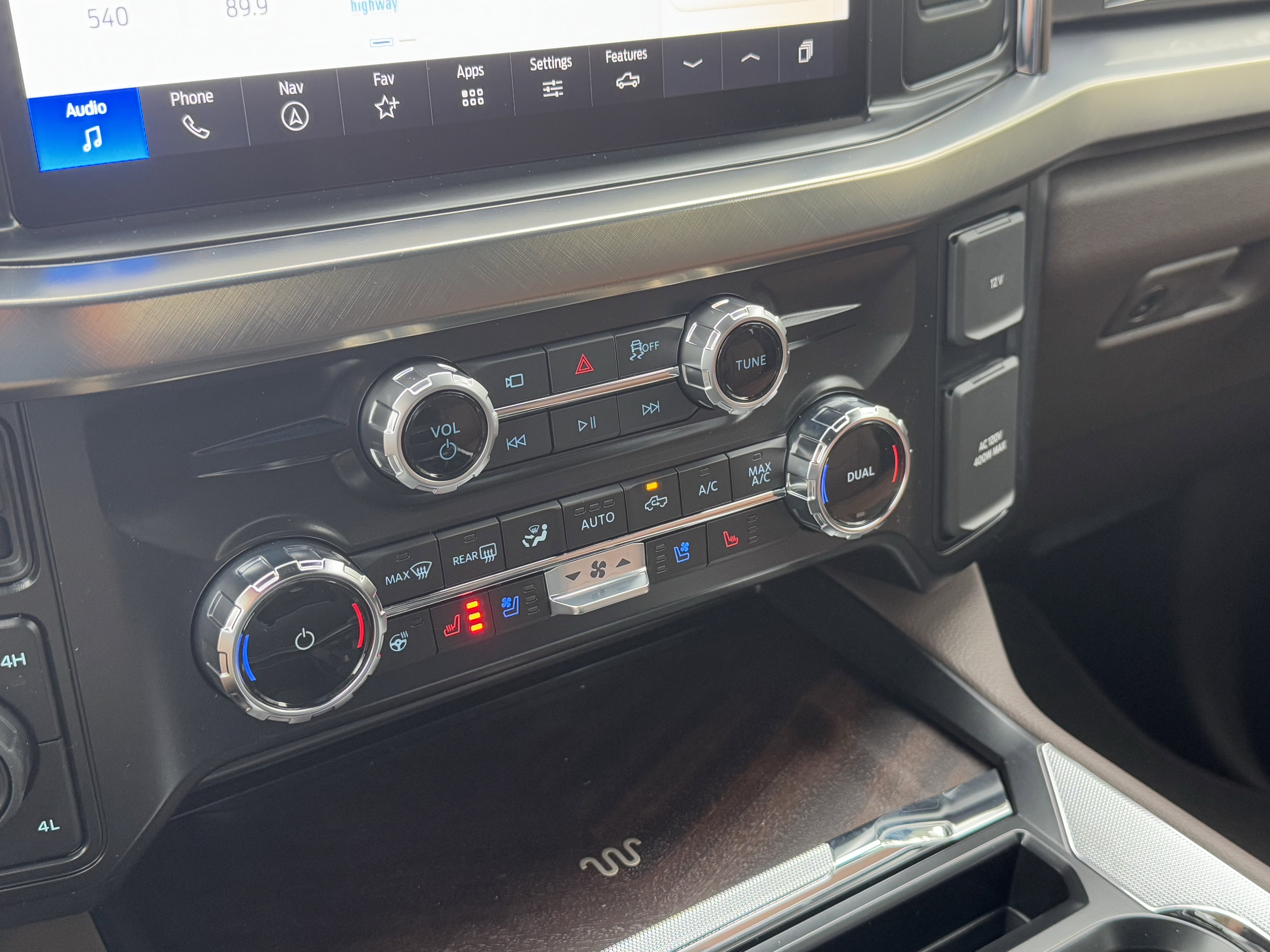 New 2026 Ford F250 King Ranch w/ Chrome Package image 20