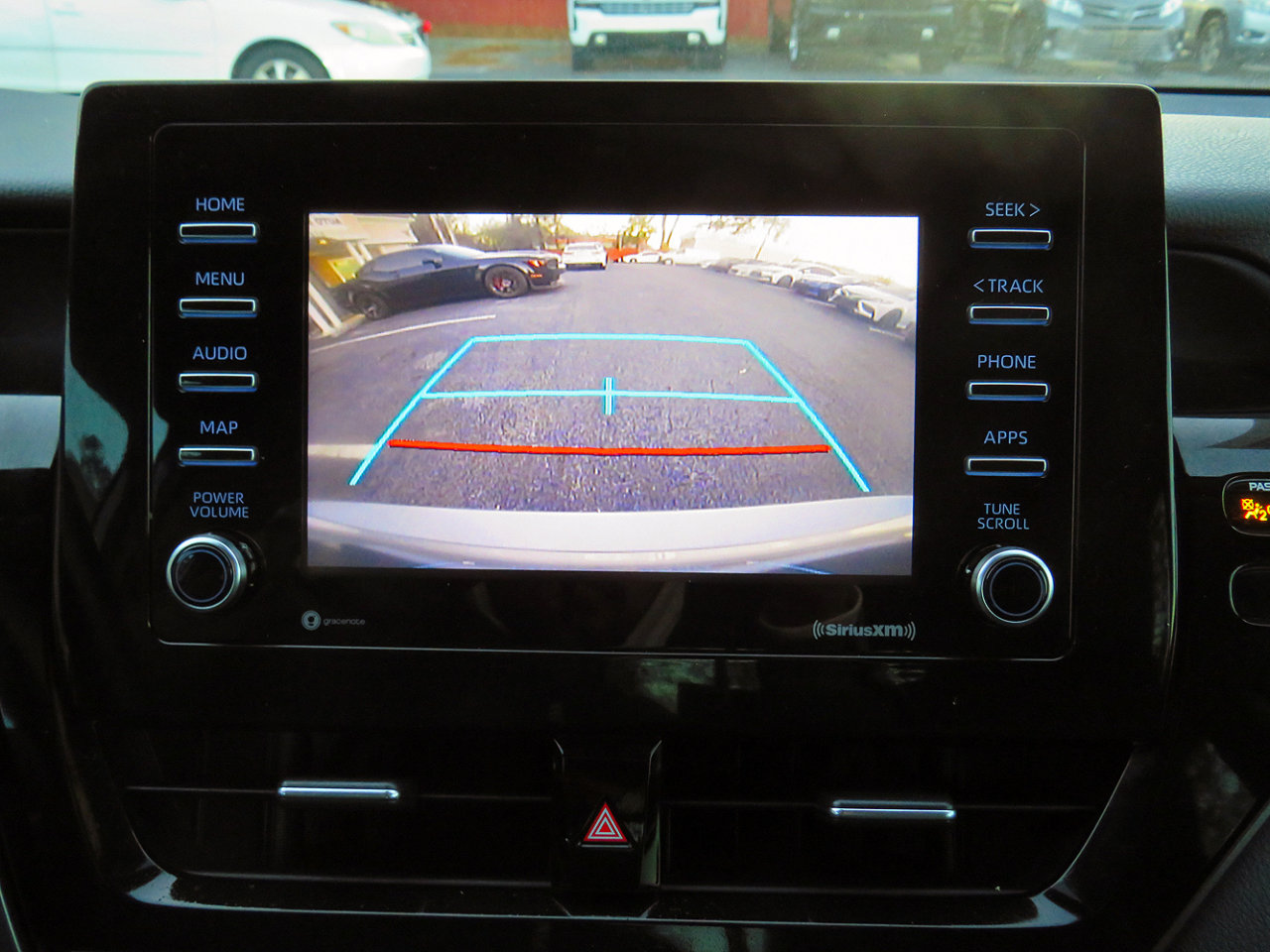 Used 2021 Toyota Camry SE w/ Carpet Mat Package (TMS) image 31