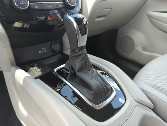 Certified 2021 Nissan Rogue Sport SL w/ Premium Package FWD image 38