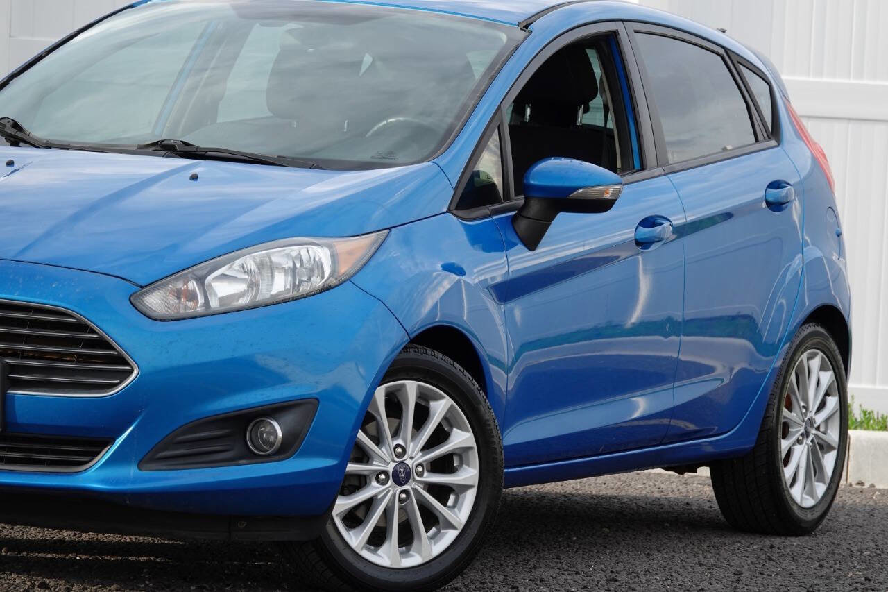Used 2014 Ford Fiesta SE w/ Equipment Group 201A FWD image 7