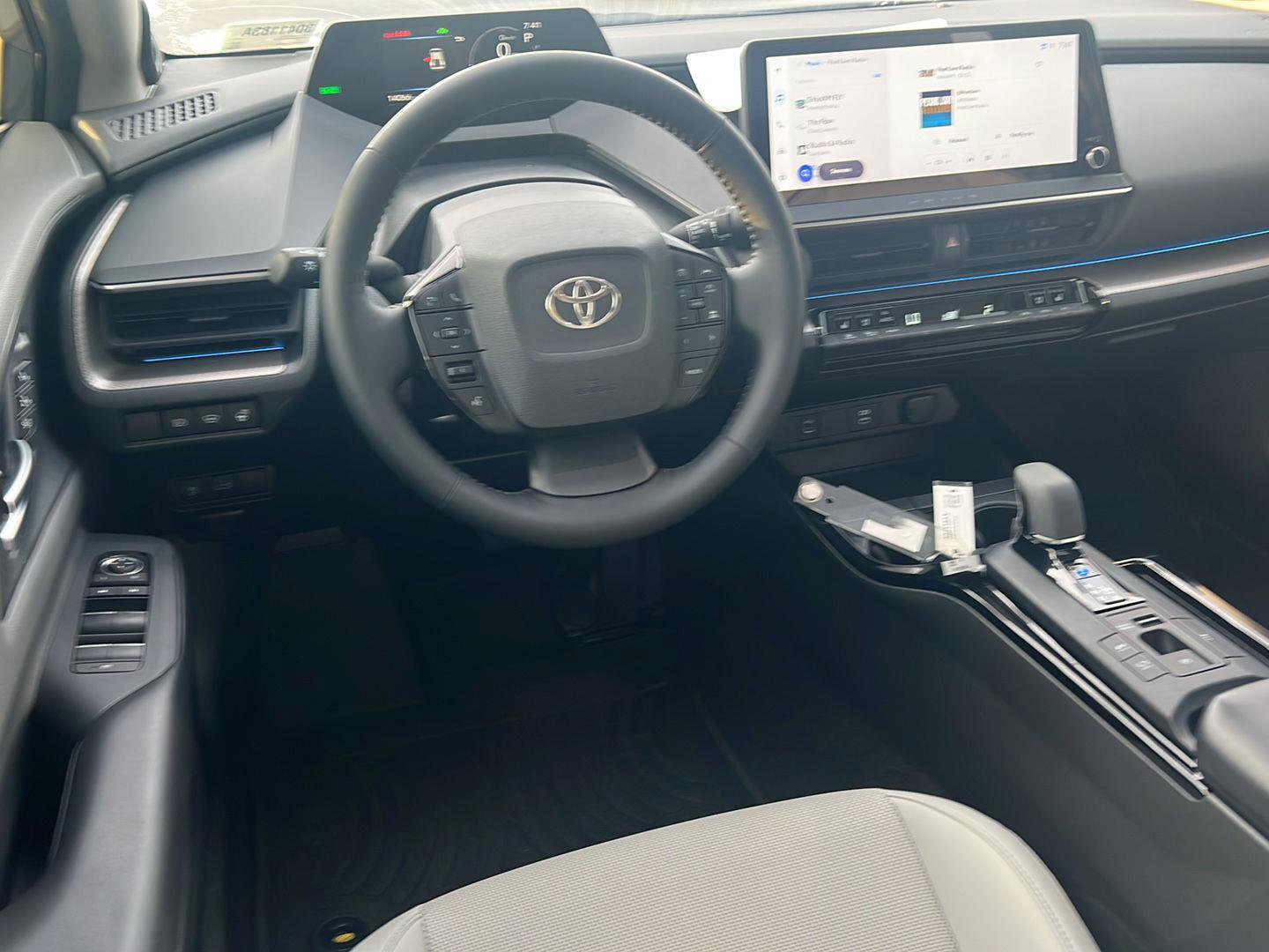 Used 2024 Toyota Prius Limited image 18