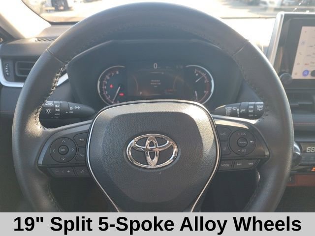 Used 2024 Toyota RAV4 Adventure image 12