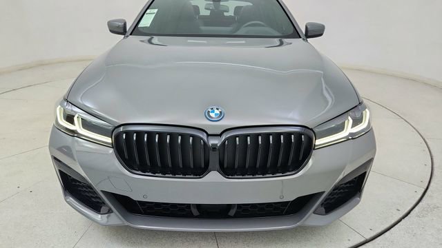 Used 2022 BMW 530e xDrive 530e iPerformance w/ Executive Package image 9